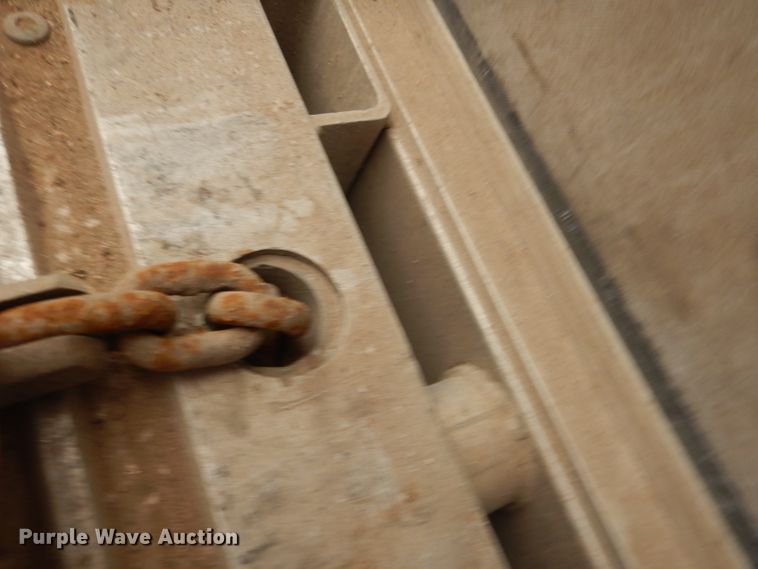 image for item DG5987 2006 Fontaine Renegade conestoga trailer