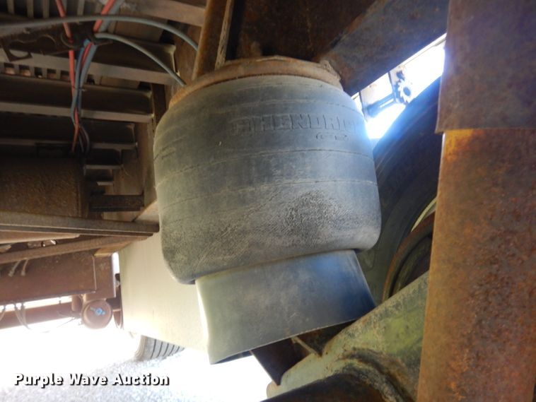 image for item DG5987 2006 Fontaine Renegade conestoga trailer