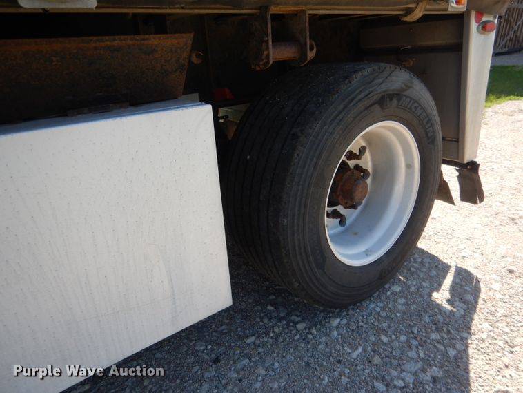 image for item DG5987 2006 Fontaine Renegade conestoga trailer