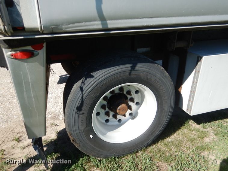 image for item DG5987 2006 Fontaine Renegade conestoga trailer