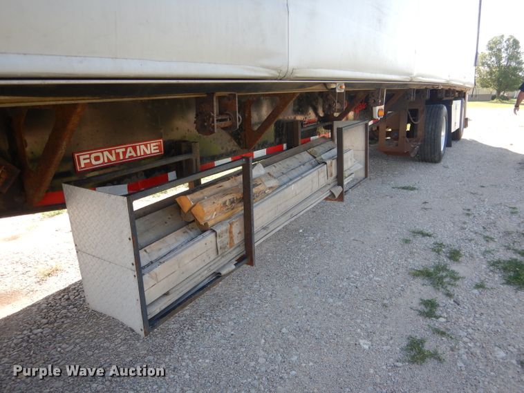 image for item DG5987 2006 Fontaine Renegade conestoga trailer