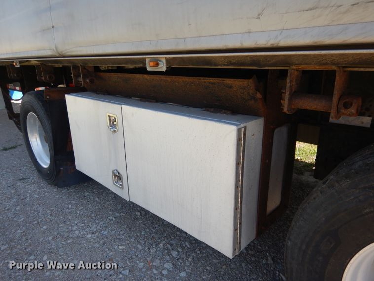 image for item DG5987 2006 Fontaine Renegade conestoga trailer