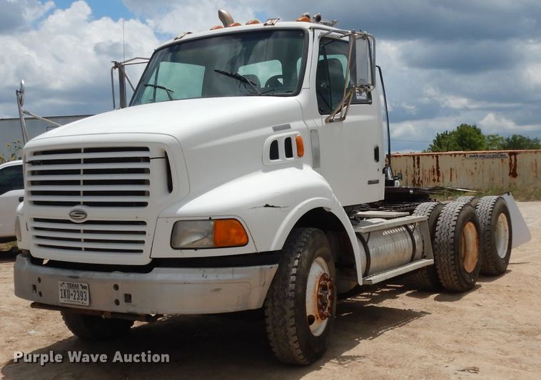 image for item DG6812 2000 Sterling A-Line  semi truck