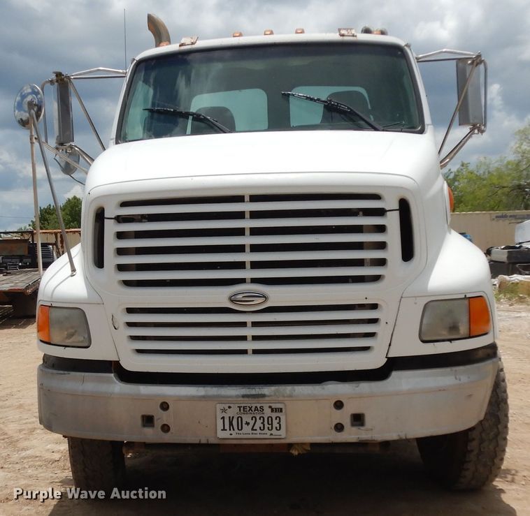 image for item DG6812 2000 Sterling A-Line  semi truck