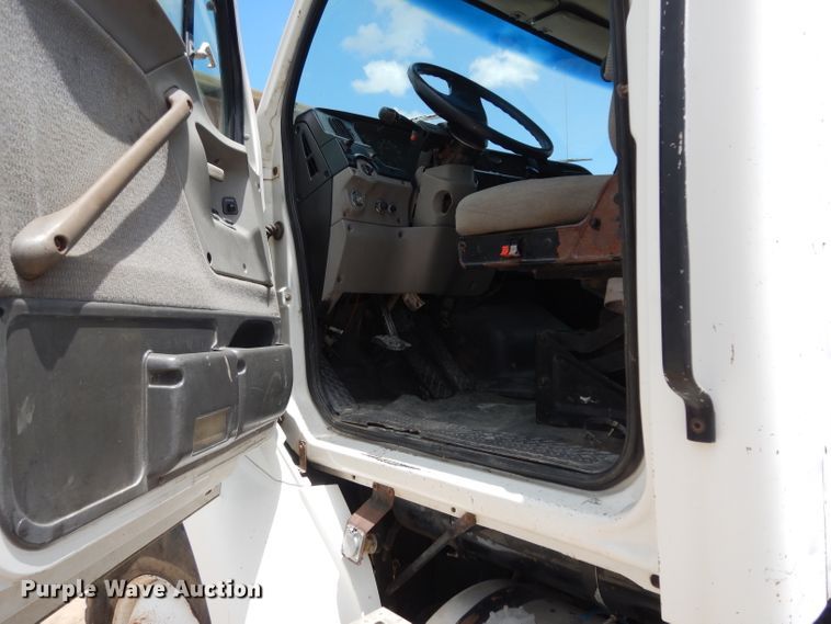image for item DG6812 2000 Sterling A-Line  semi truck