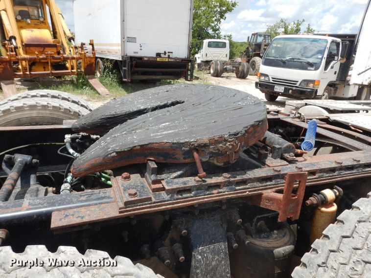image for item DG6812 2000 Sterling A-Line  semi truck