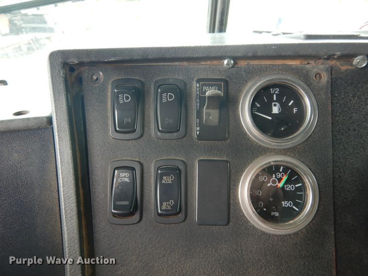 image for item DG6814 2002 Mack RD688S dump truck