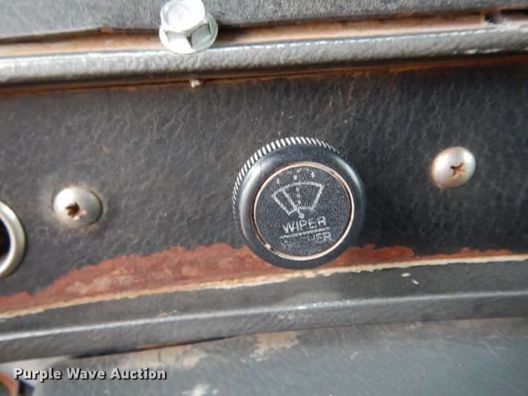 image for item DG6814 2002 Mack RD688S dump truck