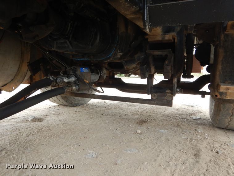 image for item DG6814 2002 Mack RD688S dump truck