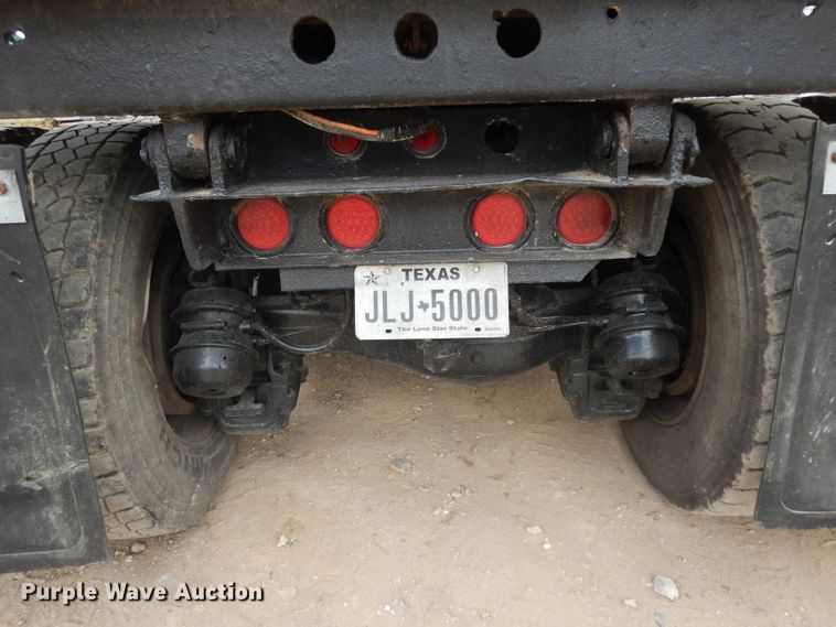 image for item DG6814 2002 Mack RD688S dump truck