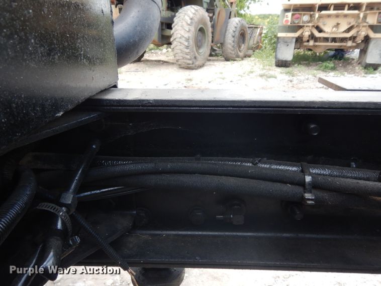 image for item DG6814 2002 Mack RD688S dump truck