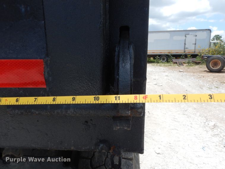 image for item DG6814 2002 Mack RD688S dump truck