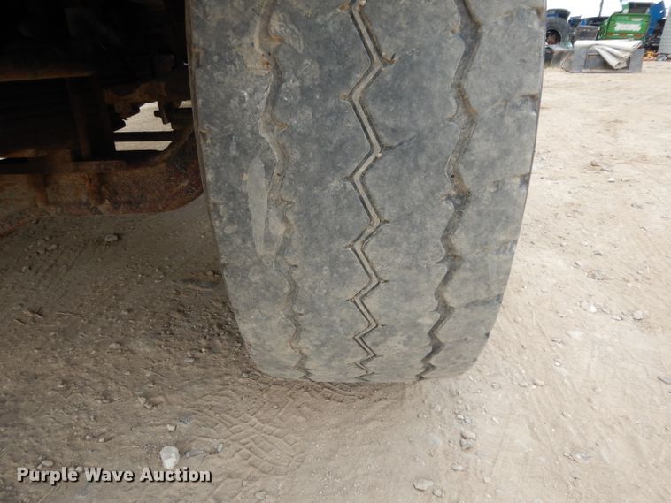 image for item DG6814 2002 Mack RD688S dump truck