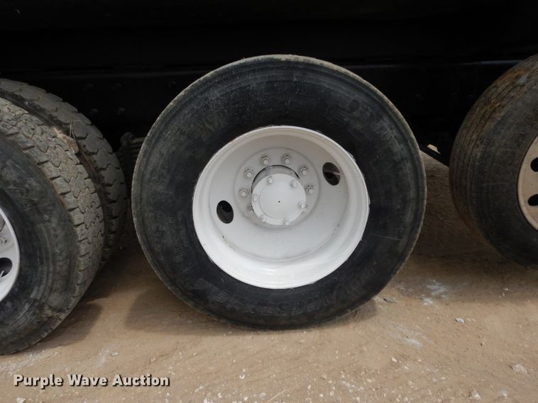 image for item DG6814 2002 Mack RD688S dump truck