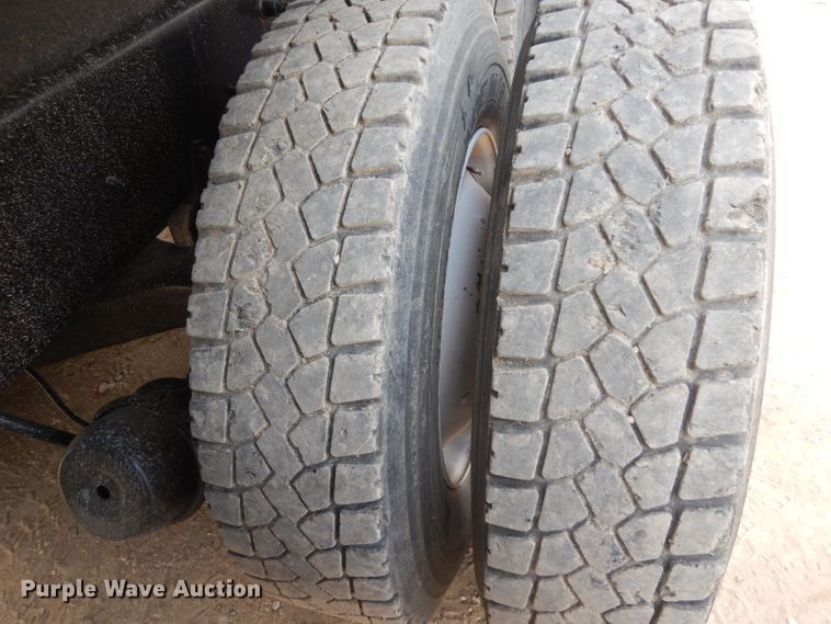 image for item DG6814 2002 Mack RD688S dump truck