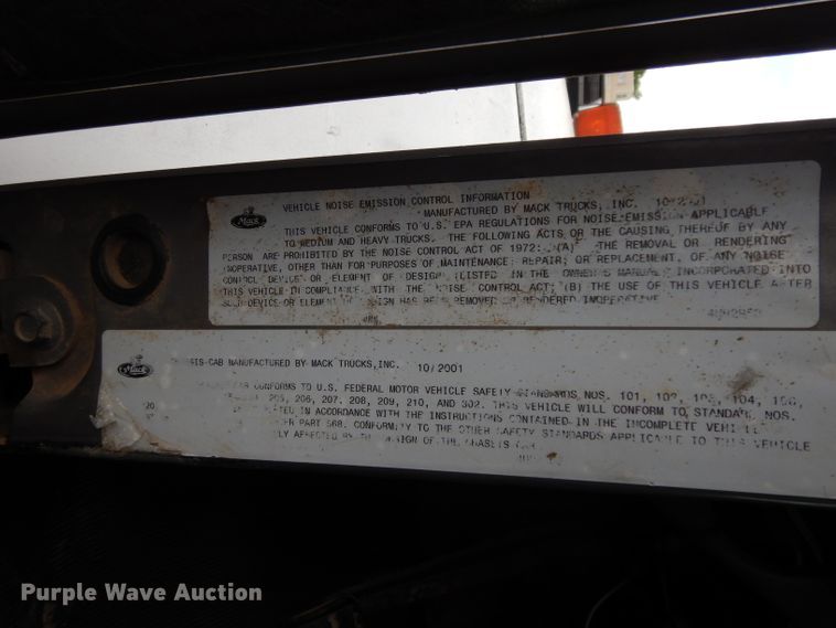 image for item DG6814 2002 Mack RD688S dump truck