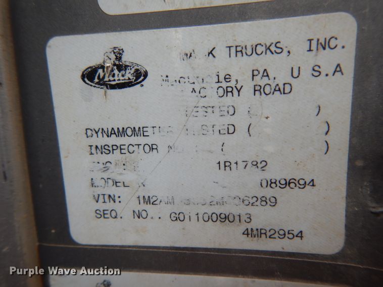 image for item DG6814 2002 Mack RD688S dump truck