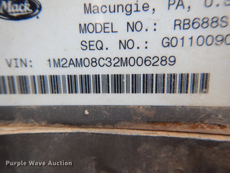 image for item DG6814 2002 Mack RD688S dump truck