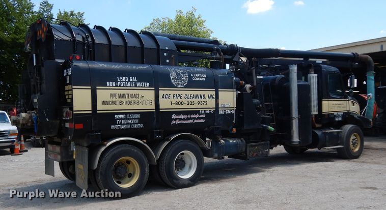 image for item DG6825 2003 Volvo VE D12  sewer jetter / vacuum truck