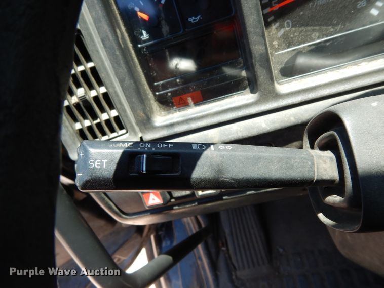 image for item DG6825 2003 Volvo VE D12  sewer jetter / vacuum truck