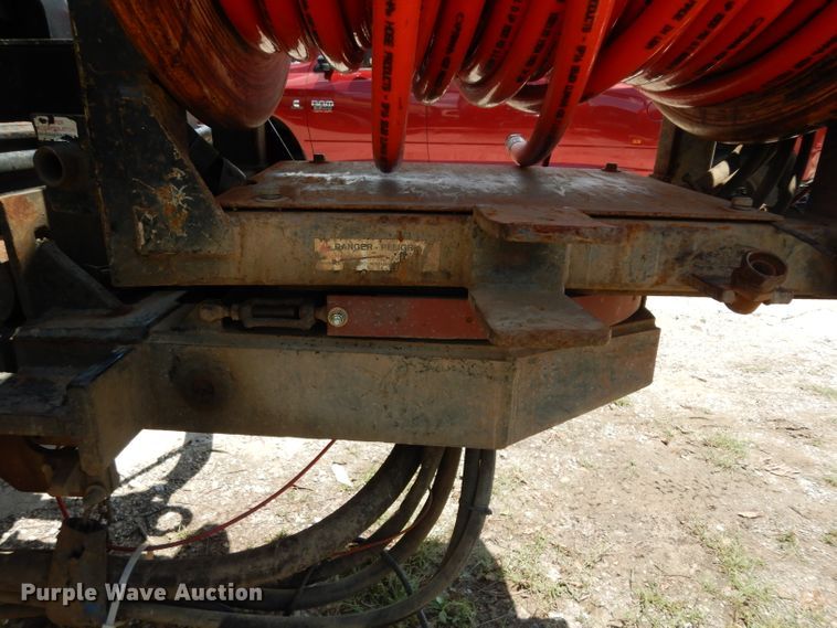 image for item DG6825 2003 Volvo VE D12  sewer jetter / vacuum truck