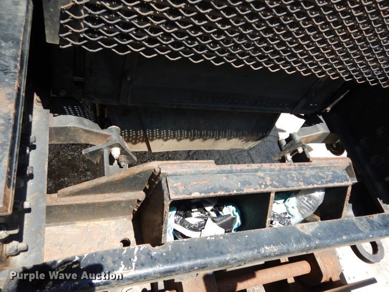 image for item DG6825 2003 Volvo VE D12  sewer jetter / vacuum truck