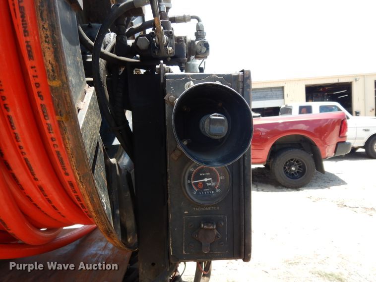 image for item DG6825 2003 Volvo VE D12  sewer jetter / vacuum truck