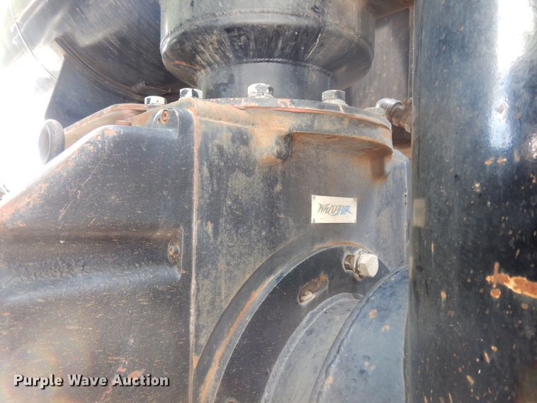 image for item DG6825 2003 Volvo VE D12  sewer jetter / vacuum truck