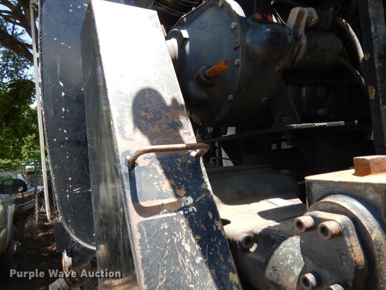 image for item DG6825 2003 Volvo VE D12  sewer jetter / vacuum truck