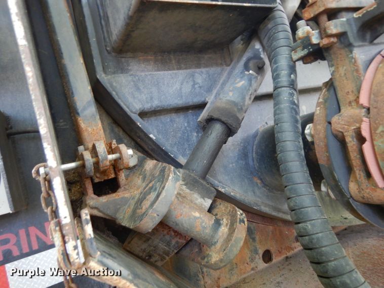 image for item DG6825 2003 Volvo VE D12  sewer jetter / vacuum truck