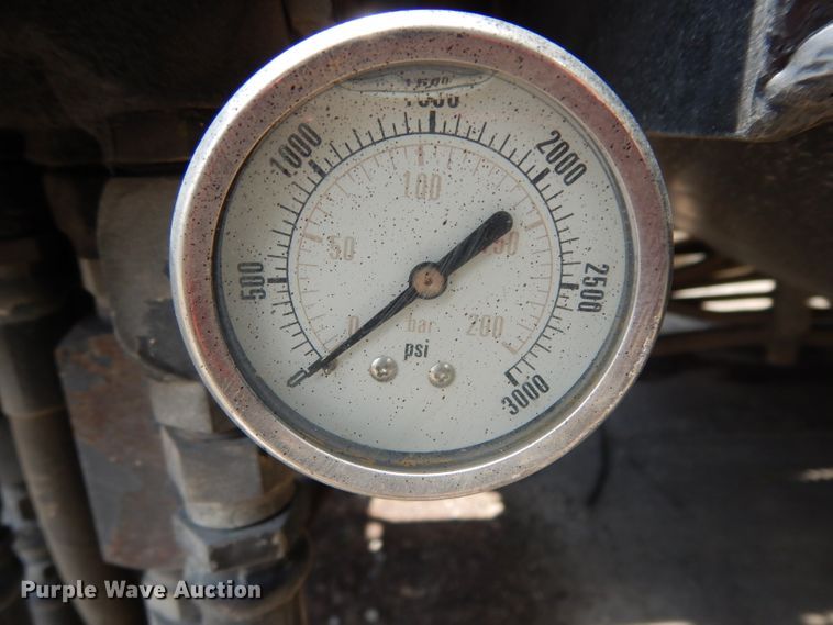 image for item DG6825 2003 Volvo VE D12  sewer jetter / vacuum truck