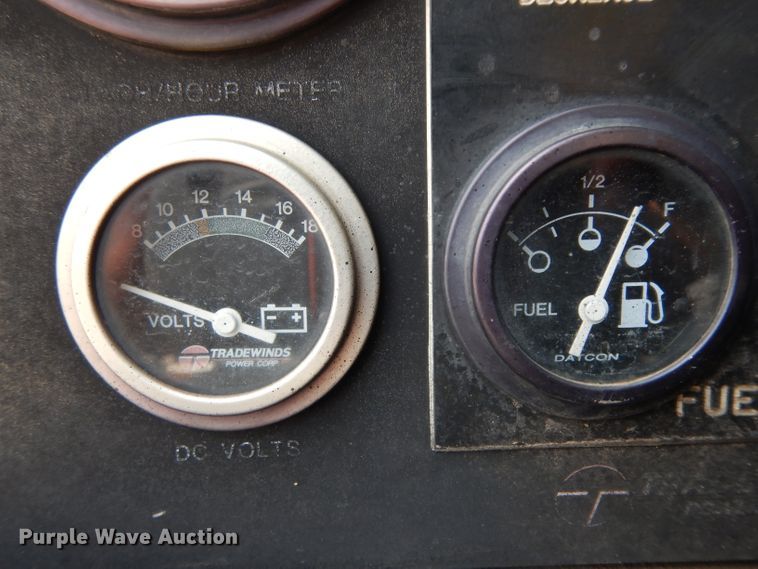 image for item DG6825 2003 Volvo VE D12  sewer jetter / vacuum truck