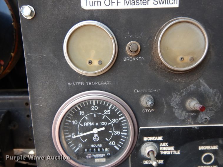 image for item DG6825 2003 Volvo VE D12  sewer jetter / vacuum truck