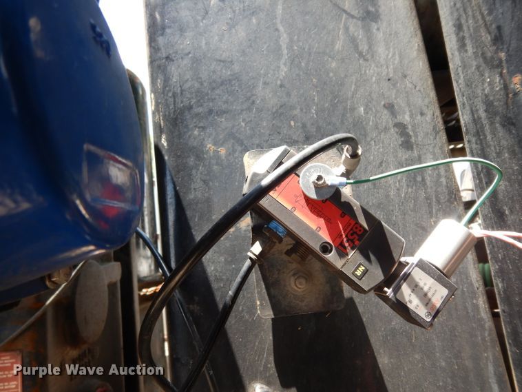 image for item DG6825 2003 Volvo VE D12  sewer jetter / vacuum truck