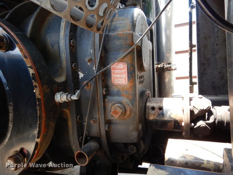 image for item DG6825 2003 Volvo VE D12  sewer jetter / vacuum truck