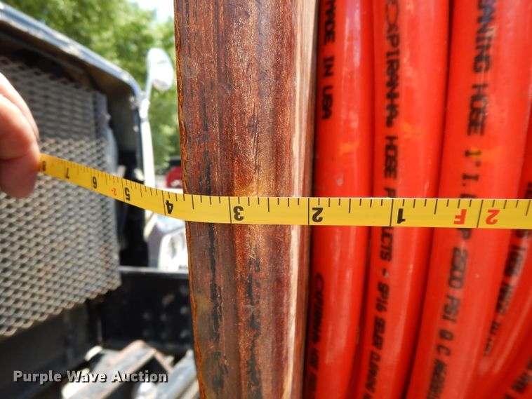 image for item DG6825 2003 Volvo VE D12  sewer jetter / vacuum truck