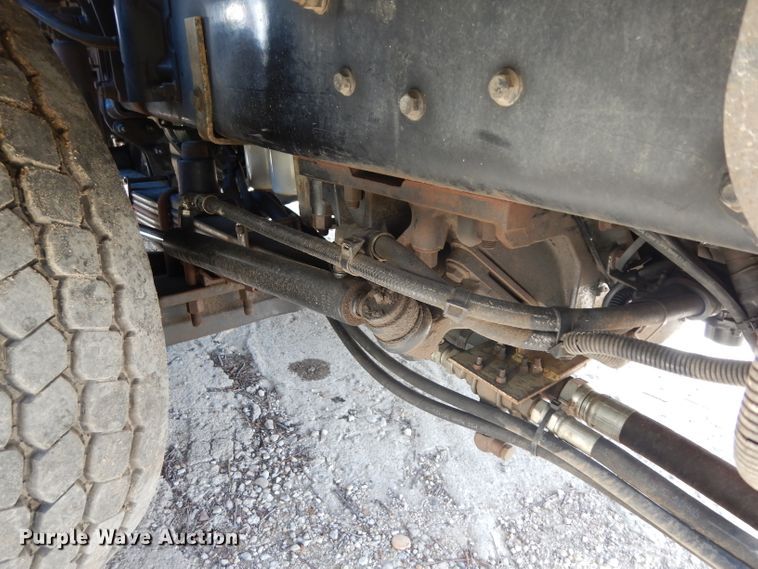 image for item DG6825 2003 Volvo VE D12  sewer jetter / vacuum truck