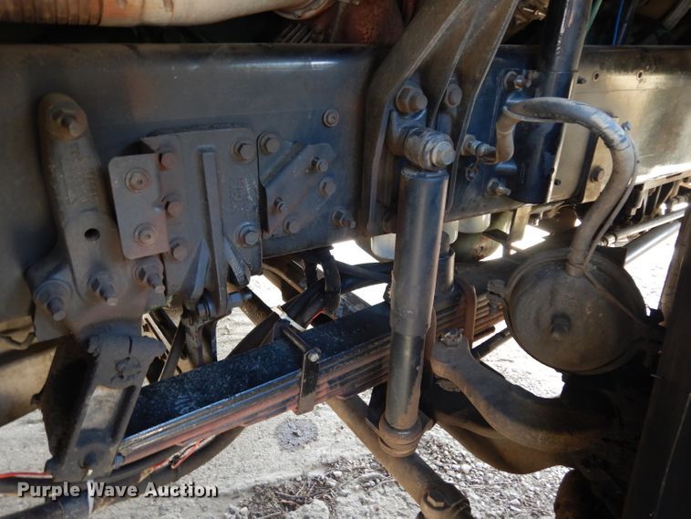 image for item DG6825 2003 Volvo VE D12  sewer jetter / vacuum truck