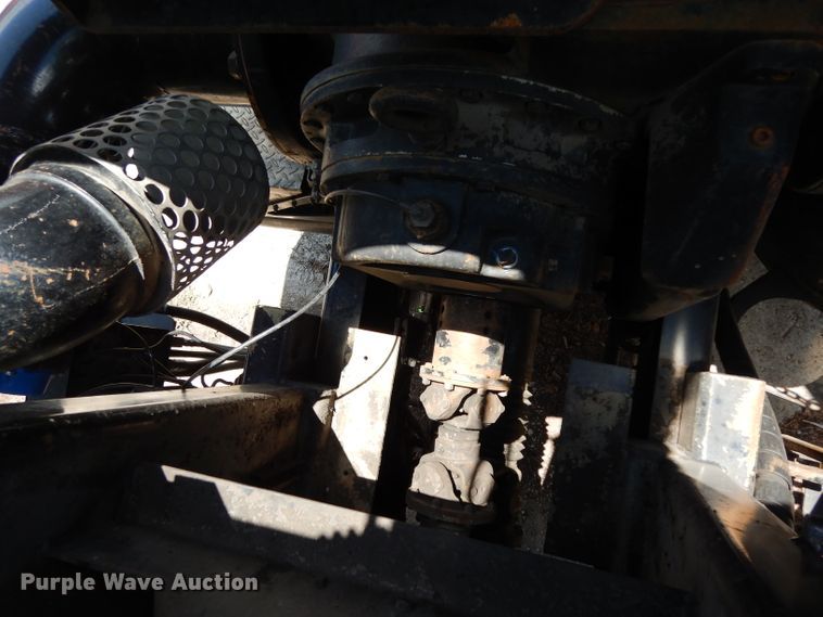 image for item DG6825 2003 Volvo VE D12  sewer jetter / vacuum truck