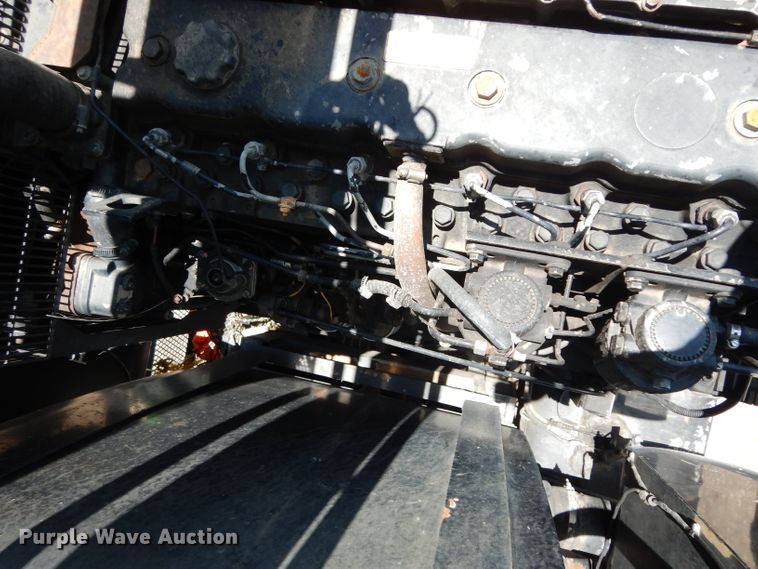 image for item DG6825 2003 Volvo VE D12  sewer jetter / vacuum truck