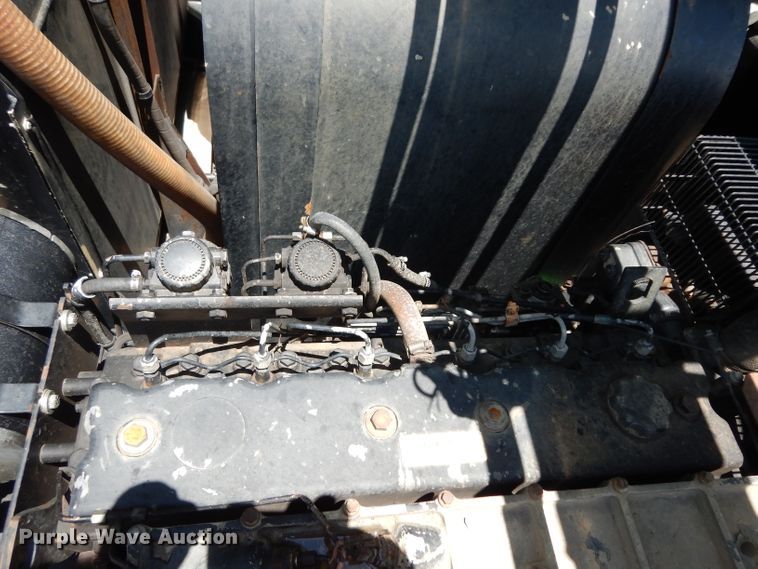 image for item DG6825 2003 Volvo VE D12  sewer jetter / vacuum truck