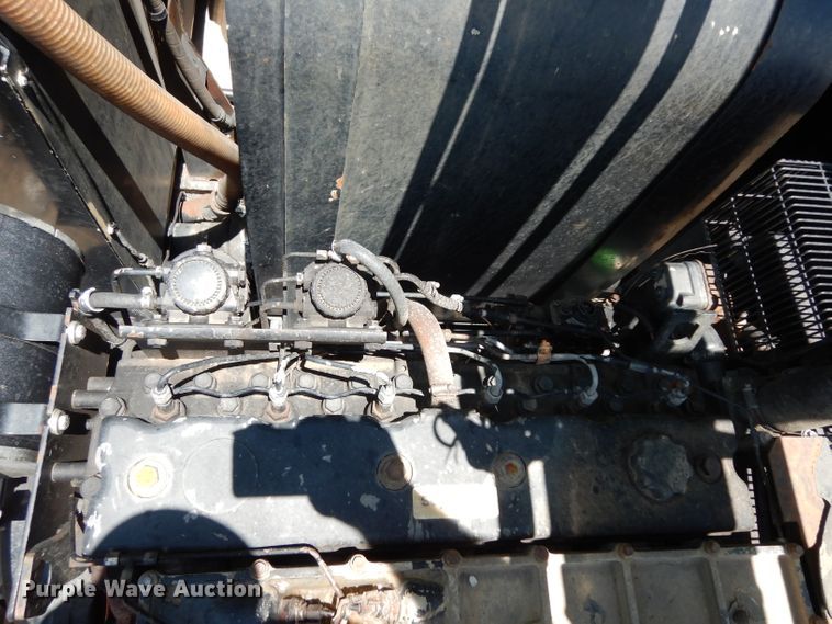 image for item DG6825 2003 Volvo VE D12  sewer jetter / vacuum truck