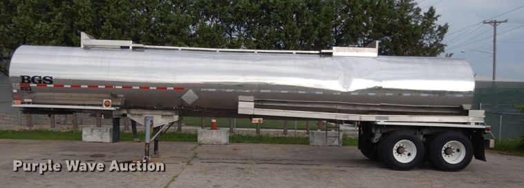 image for item DG7876 1991 Brenner pneumatic tank trailer