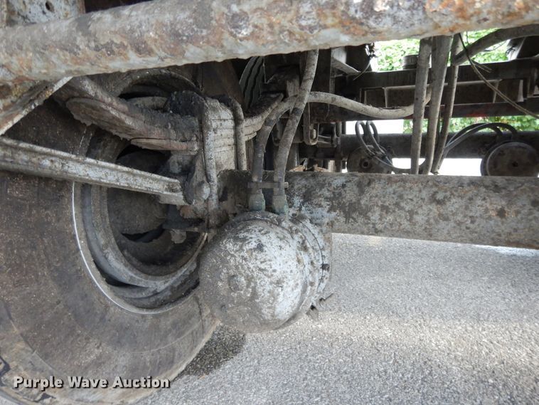 image for item DG7876 1991 Brenner pneumatic tank trailer