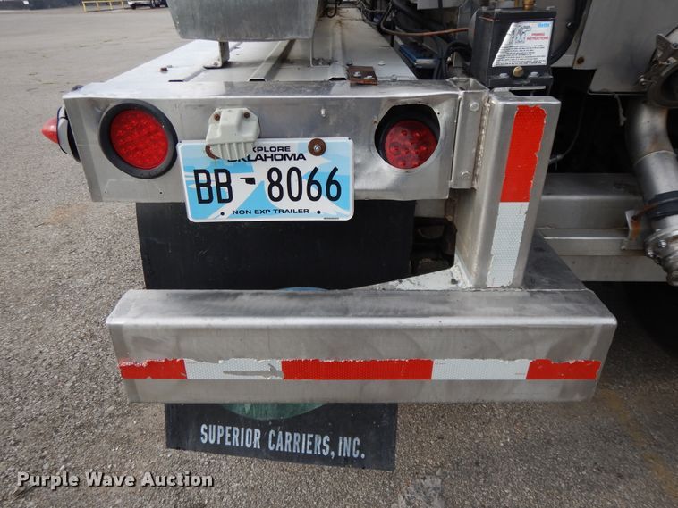 image for item DG7876 1991 Brenner pneumatic tank trailer