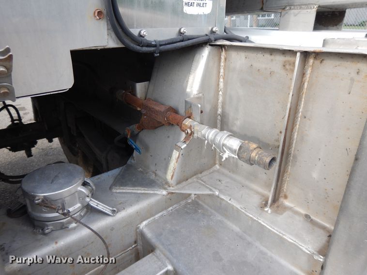 image for item DG7876 1991 Brenner pneumatic tank trailer