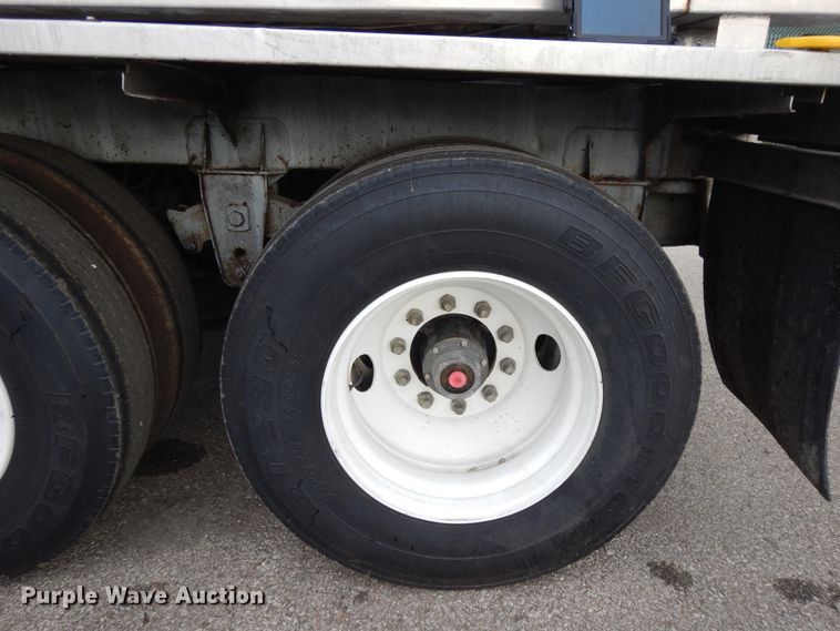 image for item DG7876 1991 Brenner pneumatic tank trailer