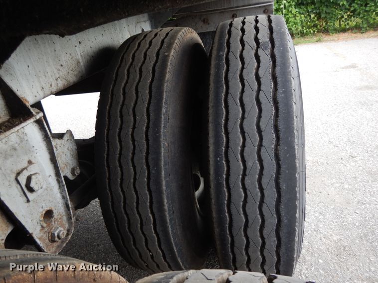 image for item DG7876 1991 Brenner pneumatic tank trailer