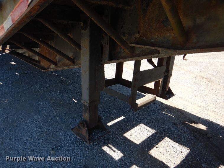 image for item DG8655 1995 Daco equipment trailer