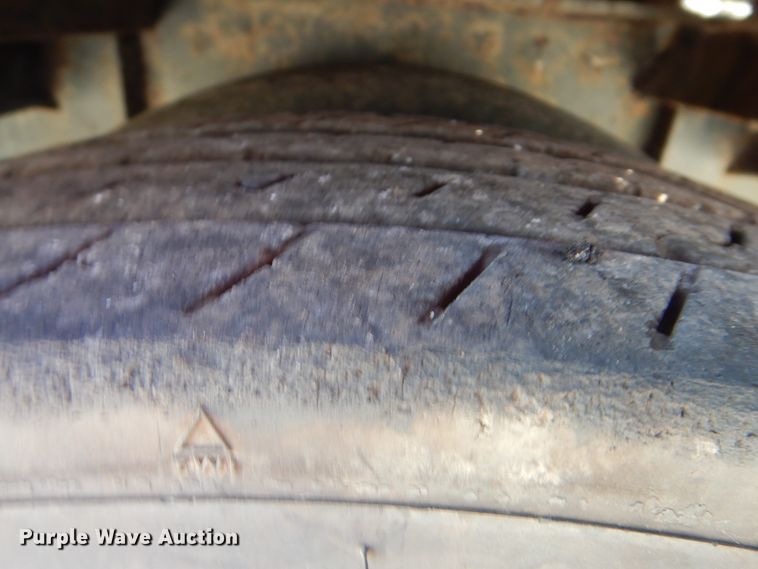 image for item DG8655 1995 Daco equipment trailer